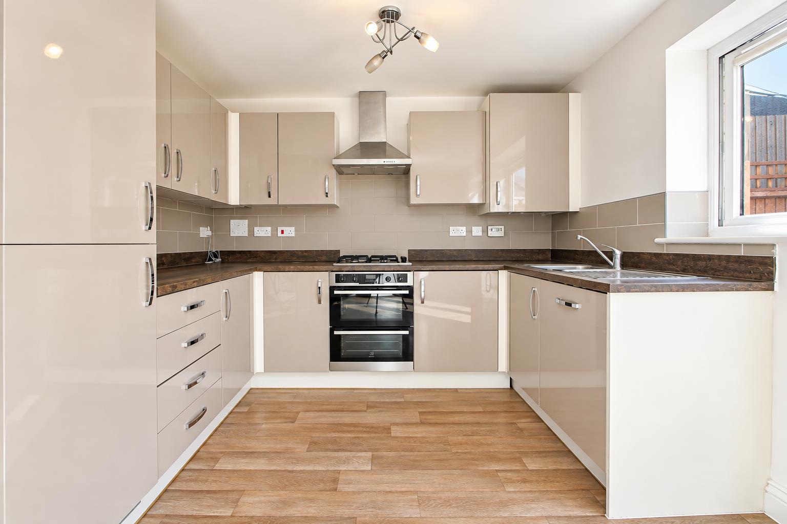 3 bed property in Banteng Terrace, Milton Keynes